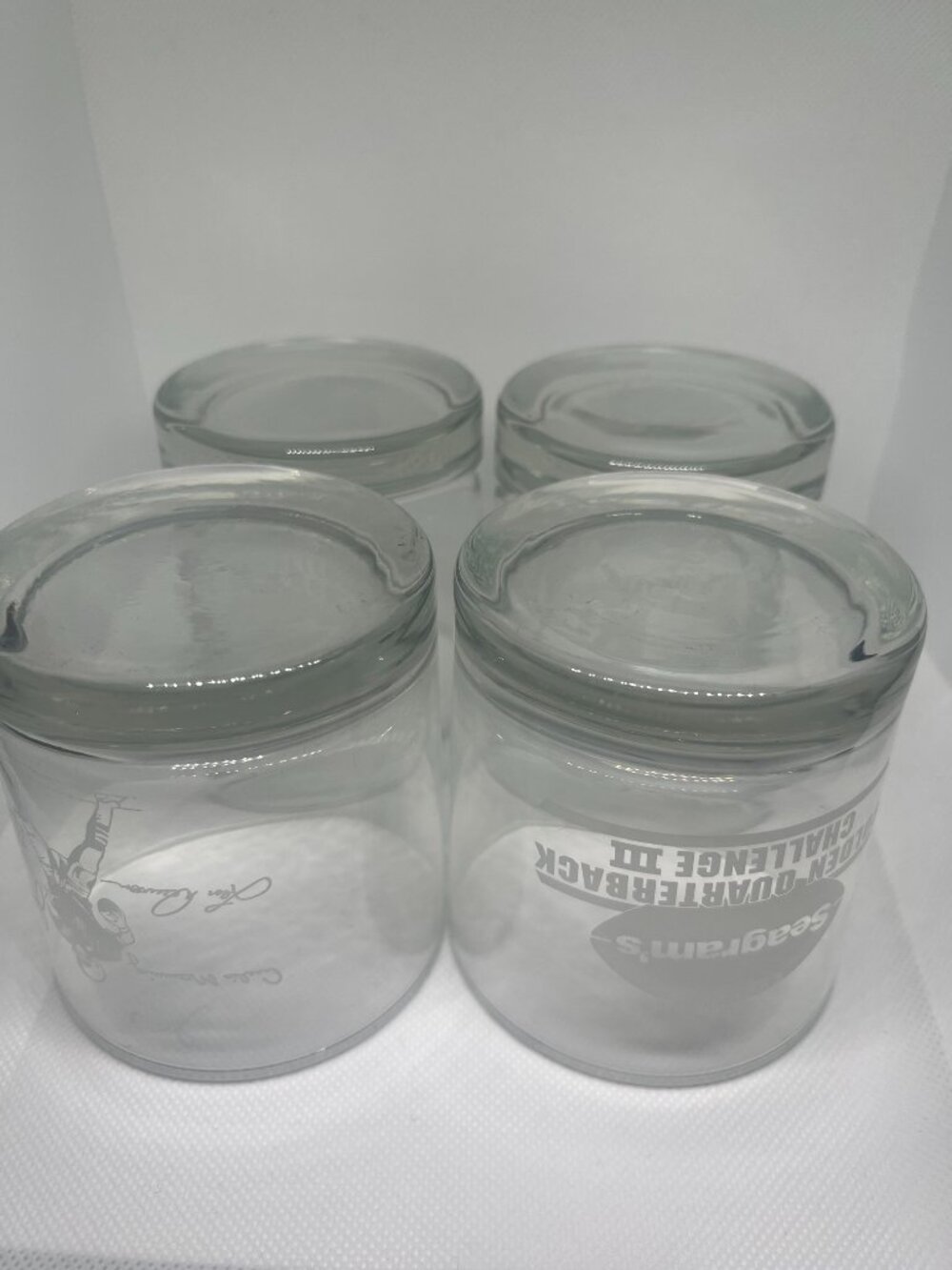 Seagram’s Golden Quarterback Challenge III Rocks Glass Set of 4 - Picture 5 of 9